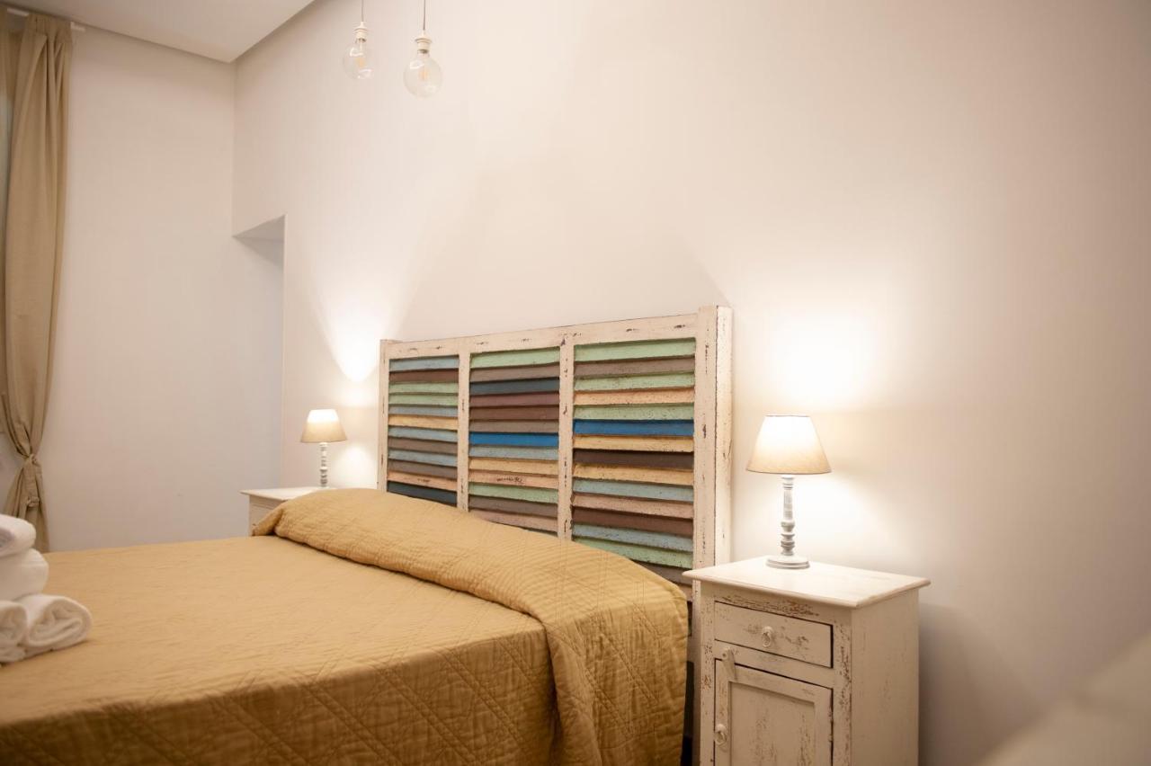 Color Apartment Monopoli Extérieur photo