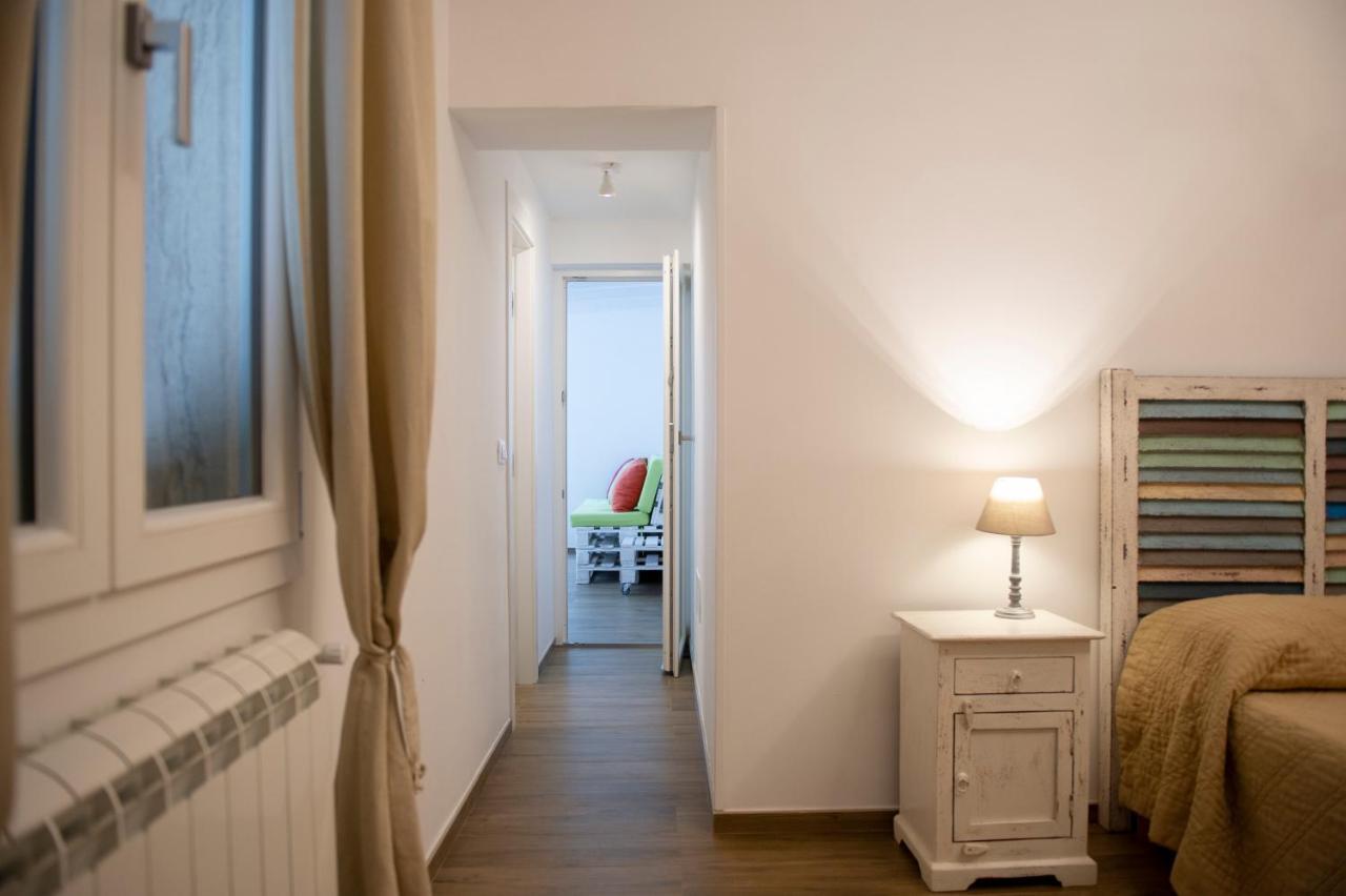 Color Apartment Monopoli Extérieur photo