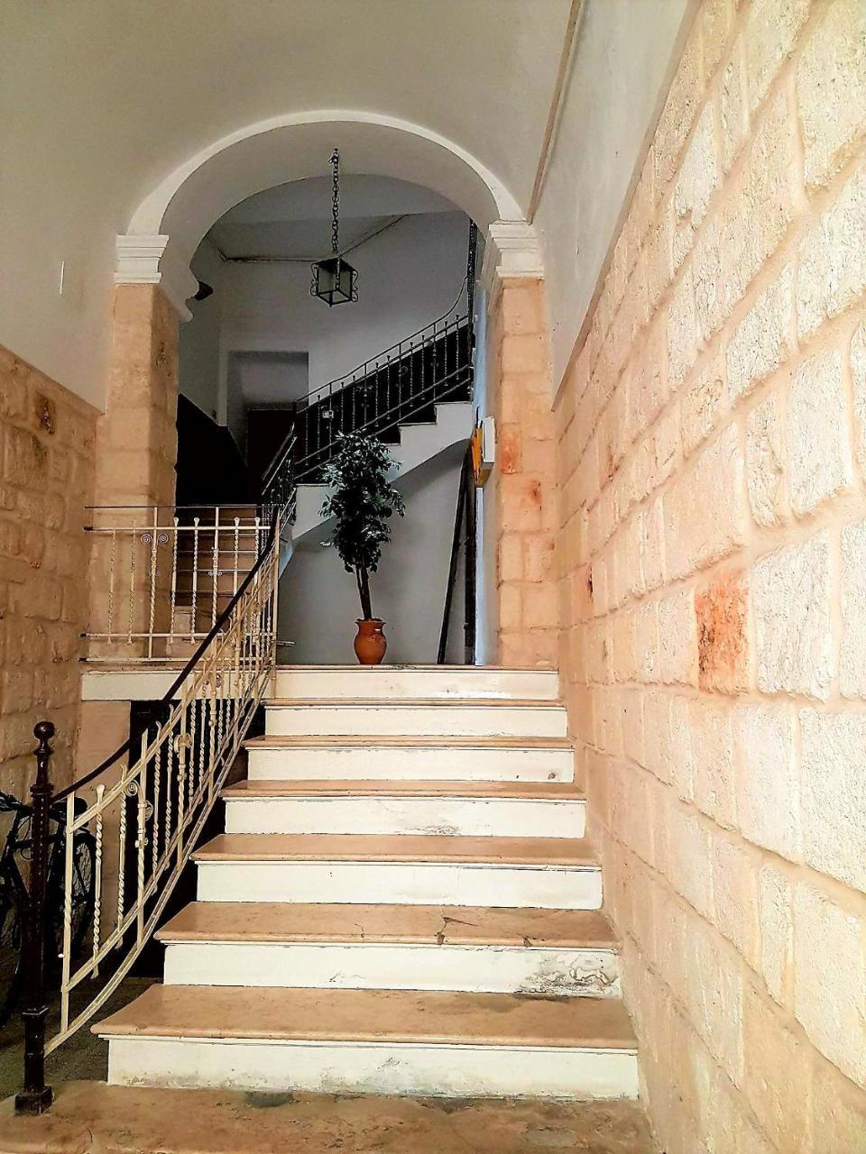 Color Apartment Monopoli Extérieur photo